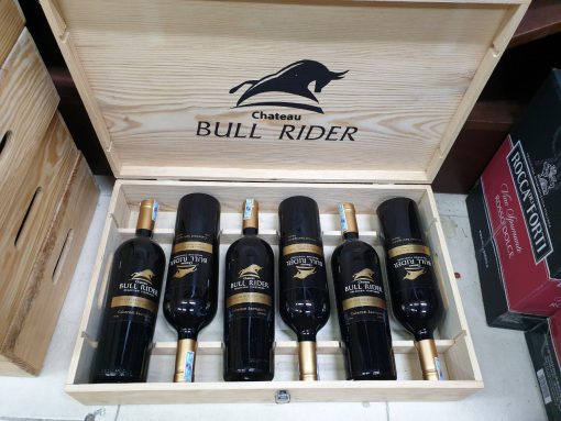 Hộp gỗ rượu vang Bull Rider