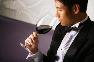 nghe thuat uong ruou vang