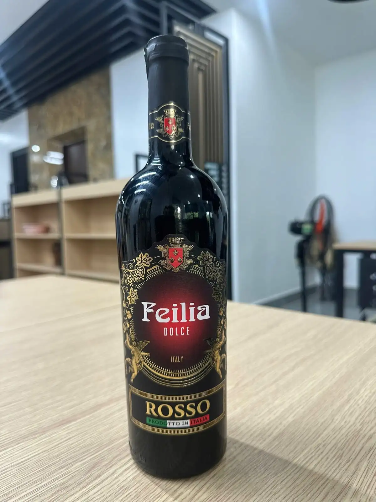 Rượu Vang Ý Feilia Dolce Rosso chai thực tế mặt trước