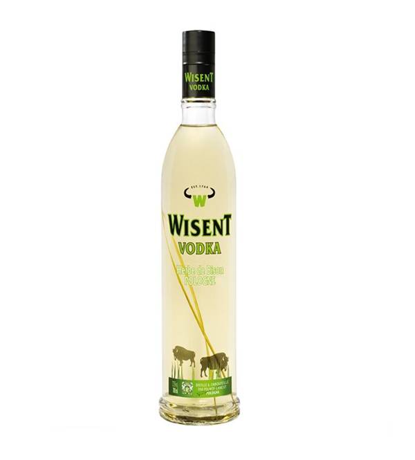 Chai Vodka Wisent 750ml hương cỏ bizon của Ba Lan